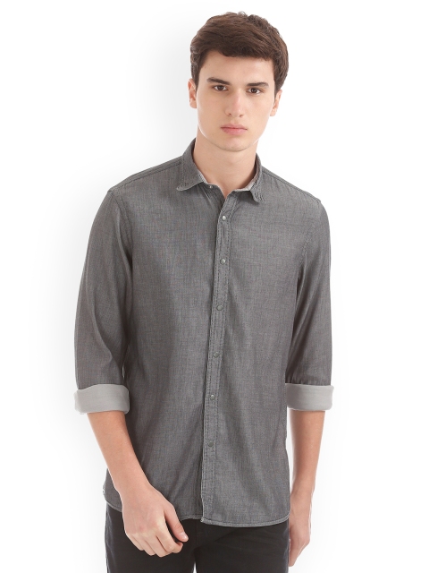 

Arrow Blue Jean Co. Men Grey Slim Fit Solid Reversible Casual Shirt