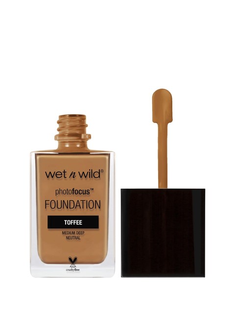 

Wet n Wild Sustainable Photo Focus Foundation - Toffee Pecan E375C, Beige