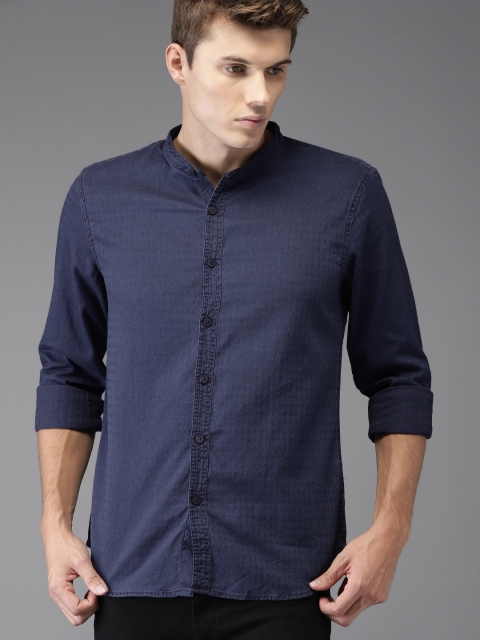 

HERE&NOW Men Navy Blue Regular Fit Self Design Casual Shirt