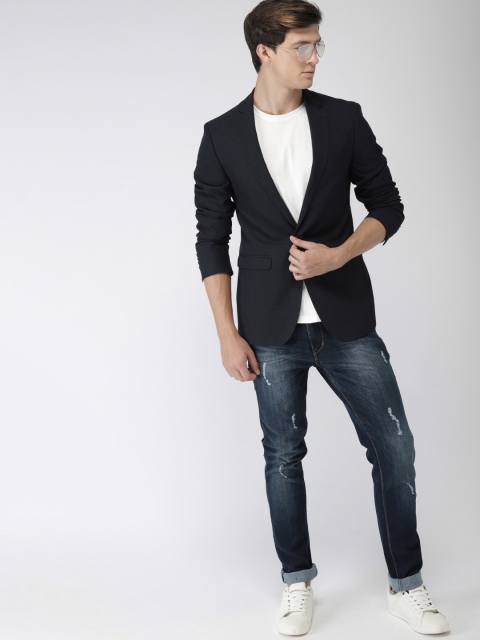 

Mast & Harbour Navy Blue Solid Regular Fit Single-Breasted Casual Blazer