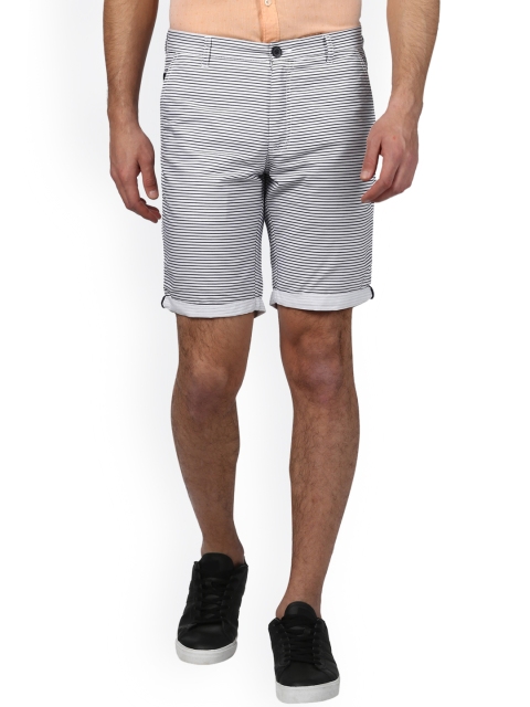 

Parx Men White Striped Regular Fit Regular Shorts