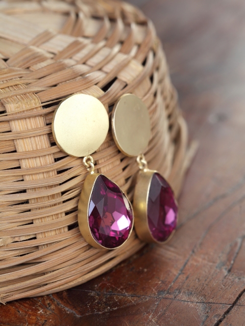 

DIVA WALK Gold-Toned Teardrop Shaped Drop Earrings