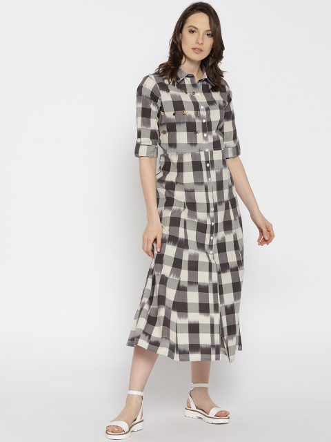 

Varanga Women Off-White & Charcoal Grey Checked Shirt Dress
