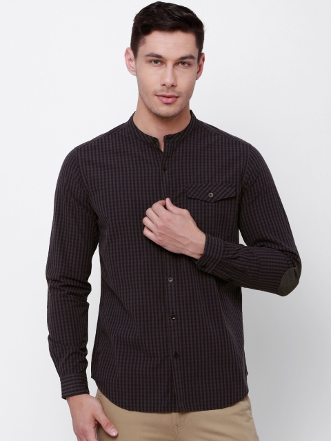 

Black coffee Men Black & Grey Slim Fit Checked Casual Shirt
