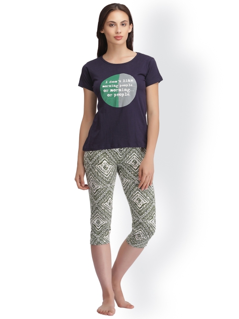 

Clovia Women Blue & Green Printed Night suit