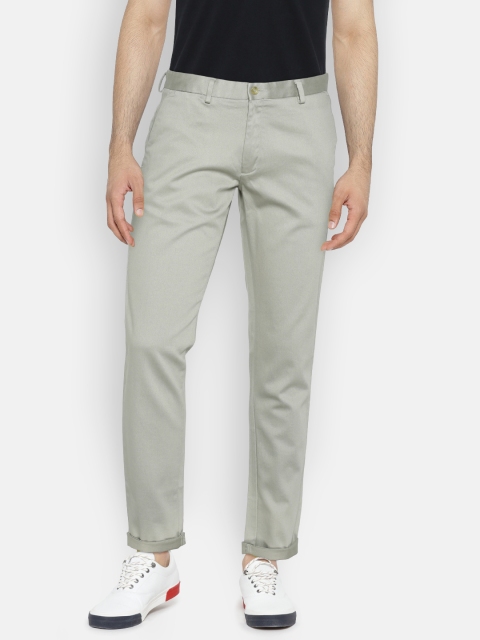 

Blackberrys Men Grey Regular Fit Solid Trousers
