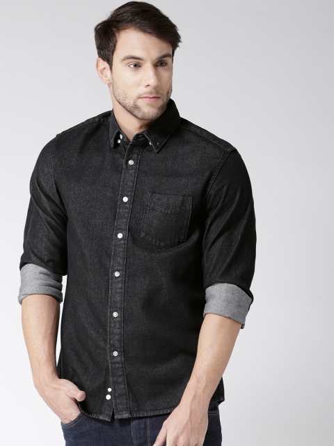 

Celio Men Black Regular Fit Solid Denim Casual Shirt