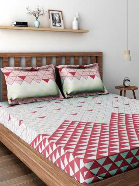 

SPACES Red & Off-White Geometric Flat 180 TC Cotton 1 Queen Bedsheet with 2 Pillow Covers