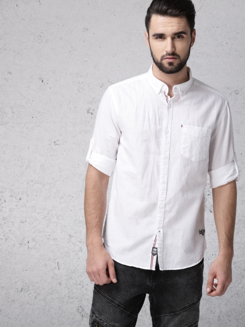 

Ecko Unltd Men White Slim Fit Solid Casual Shirt