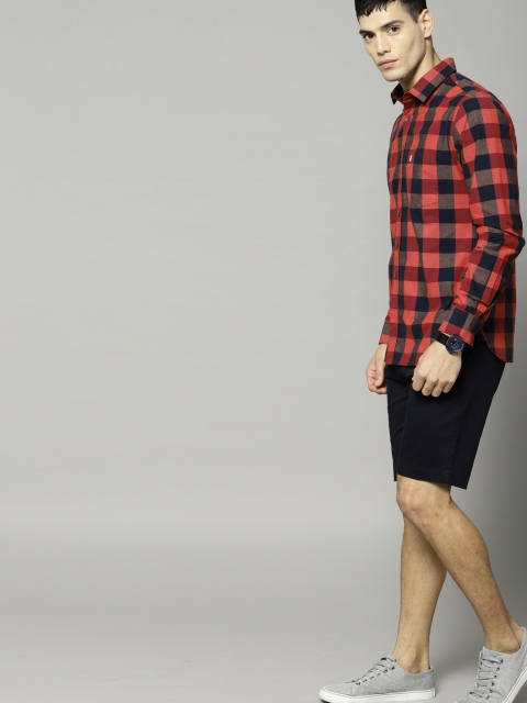 

French Connection Men Red & Navy Blue Slim Fit Checked Casual Shirt