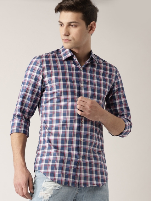 

United Colors of Benetton Men Blue & White Regular Fit Checked Casual Shirt