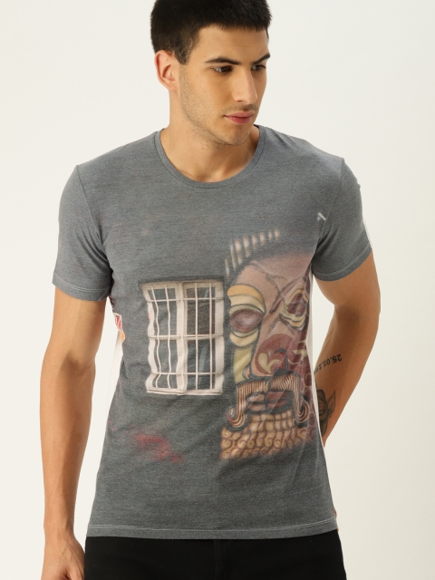 

United Colors of Benetton Men Grey Printed Round Neck T-shirt