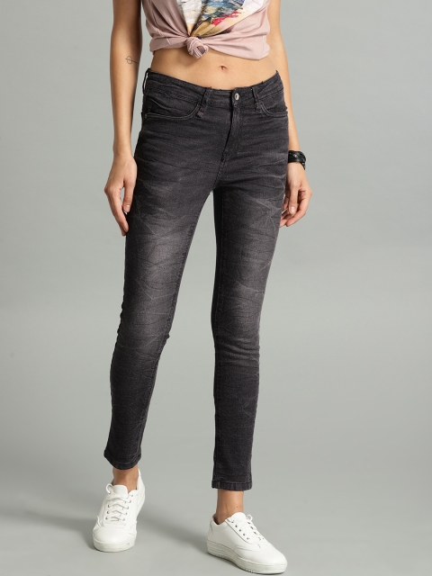 

Roadster Women Black Mid-Rise Clean Look Stretchable Cropped Jeans