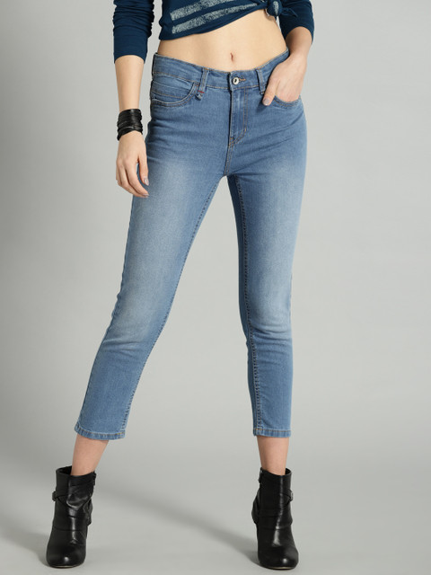 

Roadster Women Blue Slim Fit Mid-Rise Clean Look Cropped Stretchable Jeans