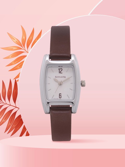 

Sonata Women Silver-Toned Analogue Watch NK8103SL04