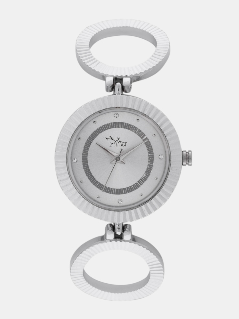 

ILINA Women Silver-Toned Analogue Watch ILTOTHSSWHT
