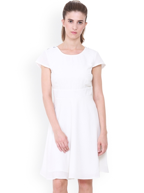 

Heather Hues Women White Solid A-Line Dress