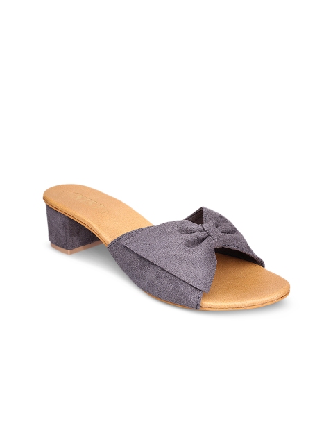 

GNIST Women Grey Solid Sandals