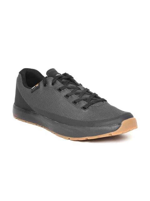 

Salomon Men Charcoal Grey Acro Magnet Hiking Shoes