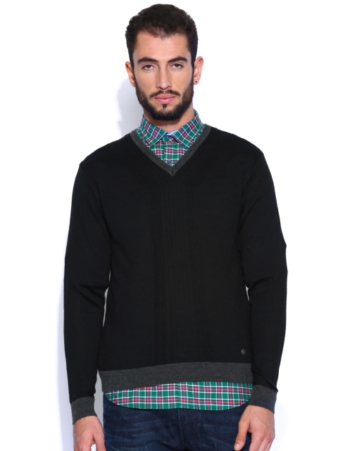 

Arrow New York Black Woollen Sweater