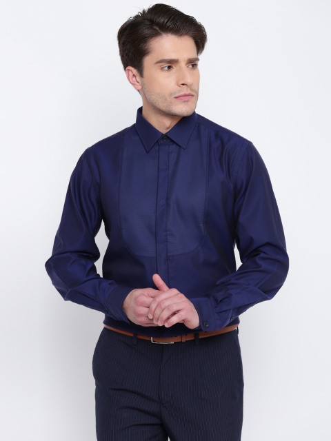 

Blackberrys Men Navy Blue Slim Fit Solid Partywear Shirt