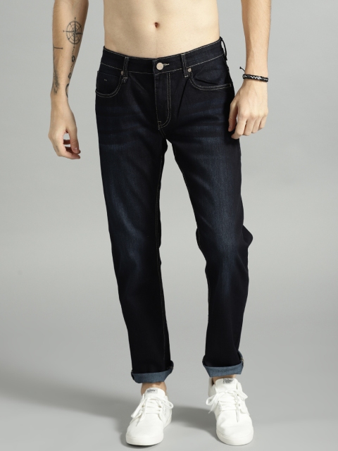 

Roadster Men Navy Blue Slim Fit Mid-Rise Clean Look Stretchable Jeans