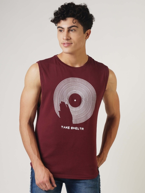 

SHELTR Men Maroon Printed Round Neck T-shirt