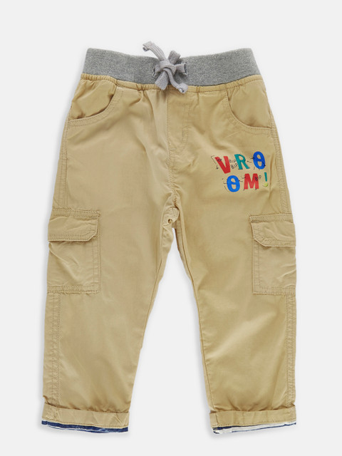 

Chirpie Pie by Pantaloons Boys Beige Regular Fit Solid Cargos