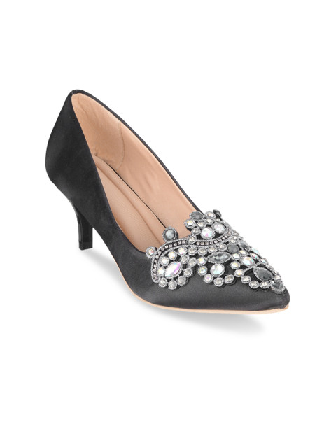 

Sherrif Shoes Women Black Solid Pumps