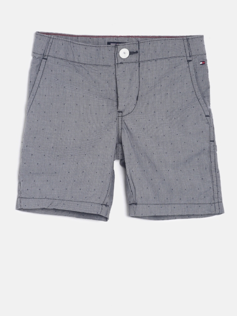 

Tommy Hilfiger Boys Black & White Self Design Regular Fit Jacquard Chino Shorts