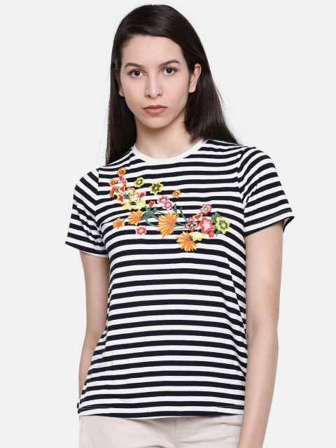 

Lee Cooper Women Off-White & Navy Striped Round Neck T-shirt
