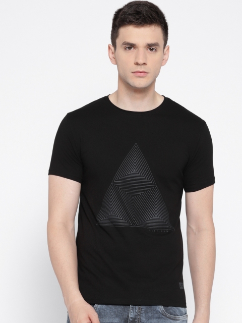 

Blackberrys Men Black Printed Round Neck T-shirt