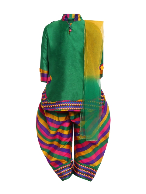 

Aarika Girls Green & Solid Kurti with Salwar & Dupatta