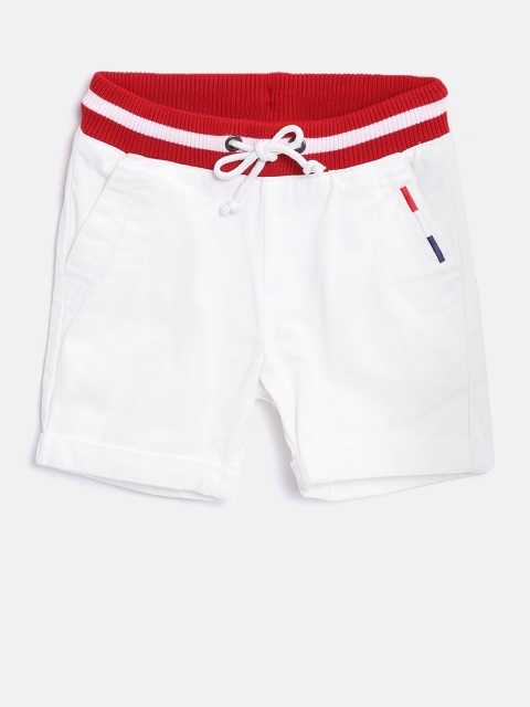 

United Colors of Benetton Boys White Solid Regular Fit Shorts