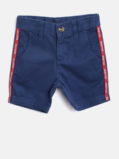 

United Colors of Benetton Boys Navy Solid Regular Fit Shorts, Navy blue