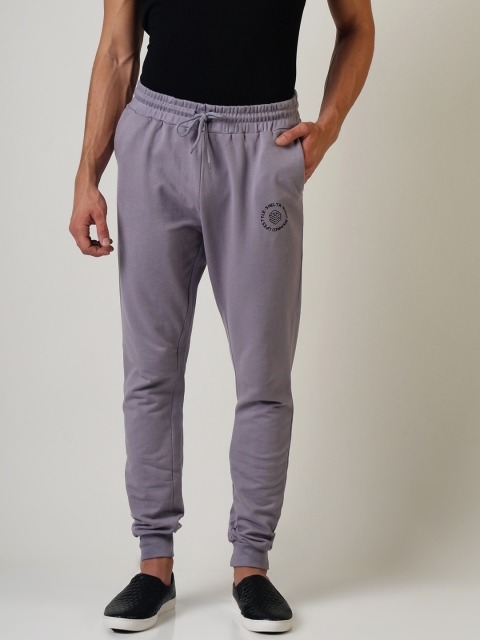 

SHELTR Men Grey Solid Slim Fit Joggers