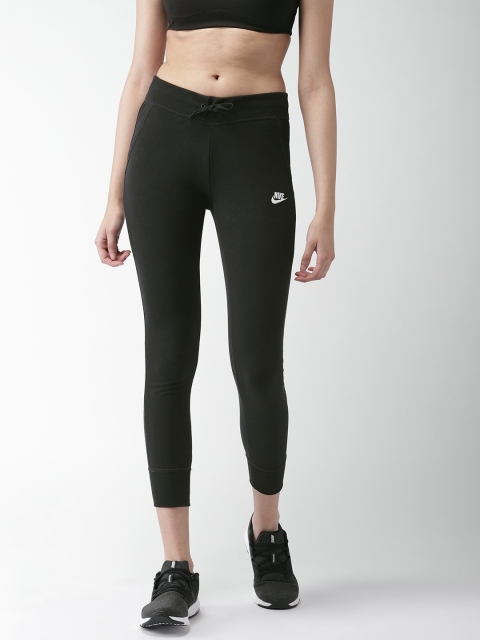 

Nike Women Black Solid FT TIGHT Cropped Track Pants