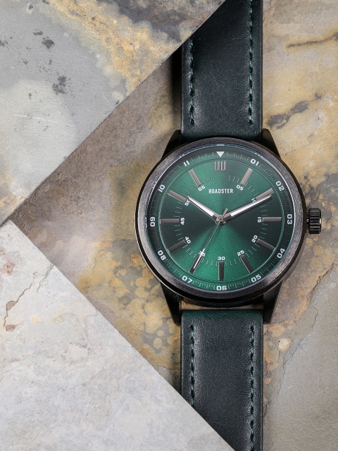 

Roadster Women Green Analogue Watch MFB-PN-WTH-R9621