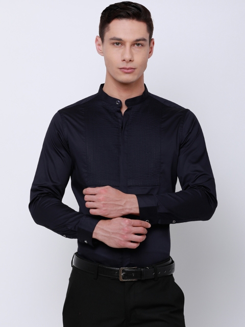 

Black coffee Men Navy Blue Slim Fit Solid Formal Shirt