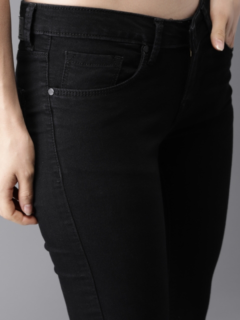 

HERE&NOW Women Black Skinny Fit Mid-Rise Cropped Clean Look Stretchable Jeans