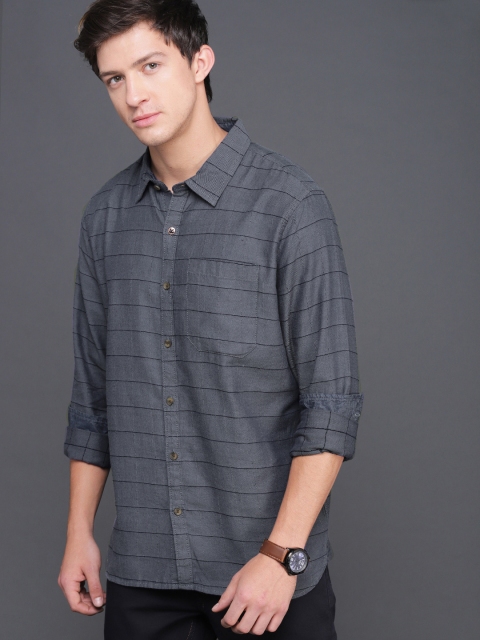 

WROGN Men Blue Slim Fit Checked Casual Shirt