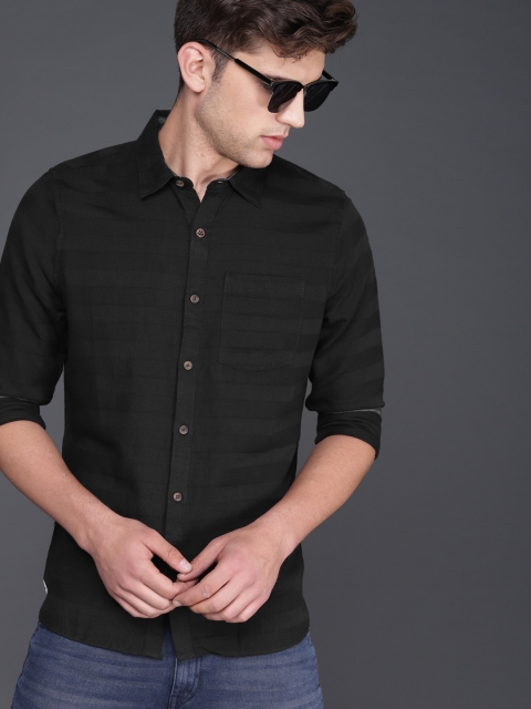 

WROGN Men Black Slim Fit Striped Casual Shirt