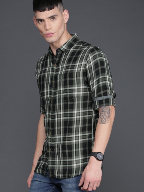 

WROGN Men Black & Grey Slim Fit Checked Casual Shirt