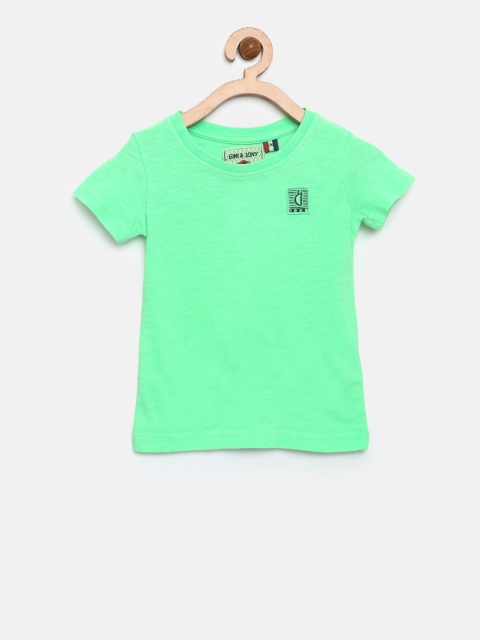 

Gini and Jony Boys Green Solid Round Neck T-shirt