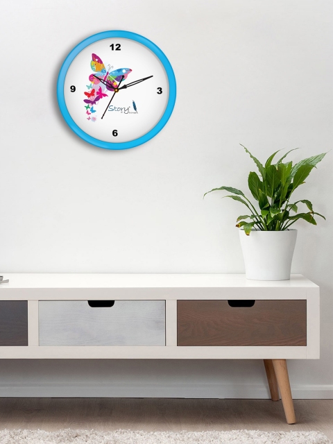 

Story@home White Round Printed Analogue Wall Clock 25 cm x 25 cm