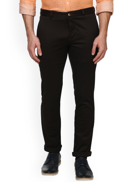 

Parx Men Brown Slim Fit Solid Chinos