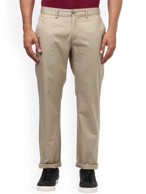 

Raymond Men Khaki Solid Chinos