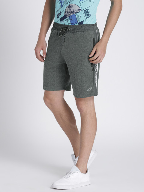 

Splash Men Grey Solid Regular Fit Shorts
