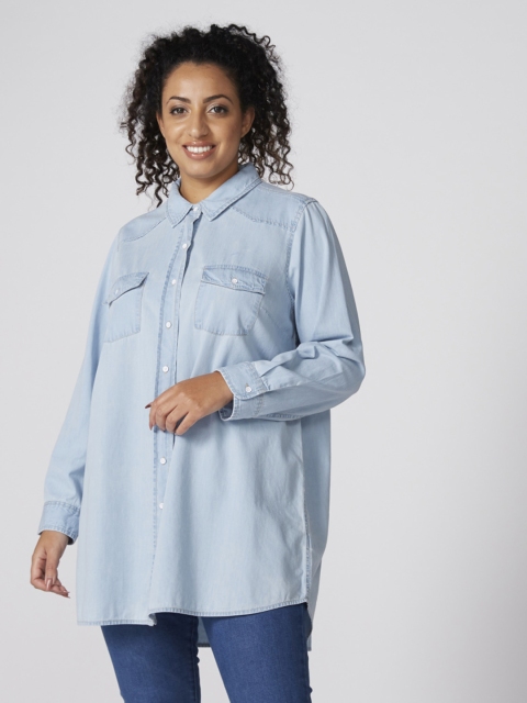 

Splash Women Blue Regular Fit Solid Denim Casual Longline Shirt