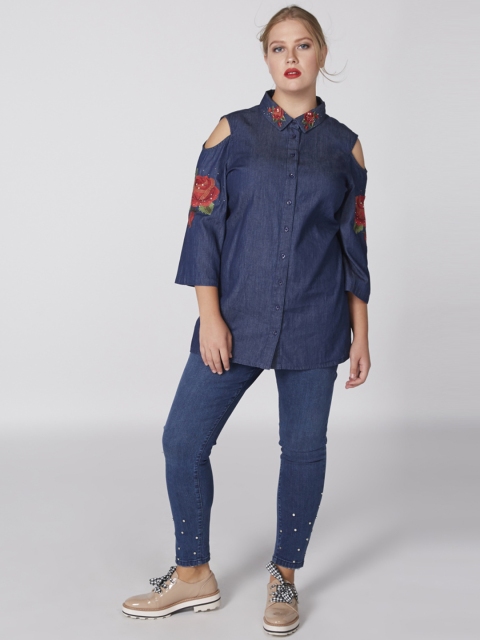 

Splash Women Blue Regular Fit Self Design Cold-Shoulder Casual Shirt